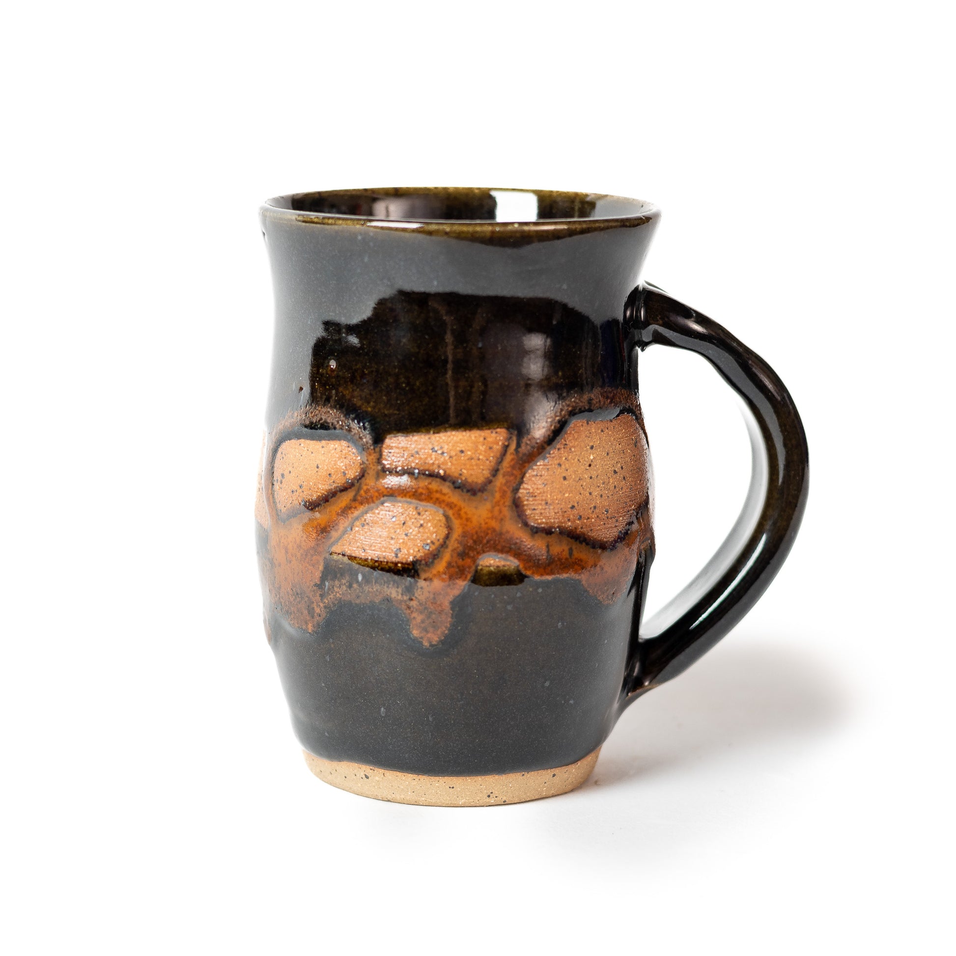 Round Mug - Black Mountain
